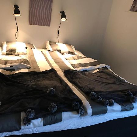 Stuga Naera Havet Och Centrum Halmstad Luaran gambar